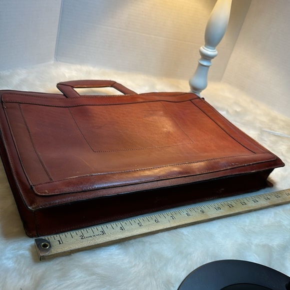 Vintage leather portfolio - Picture 4 of 8